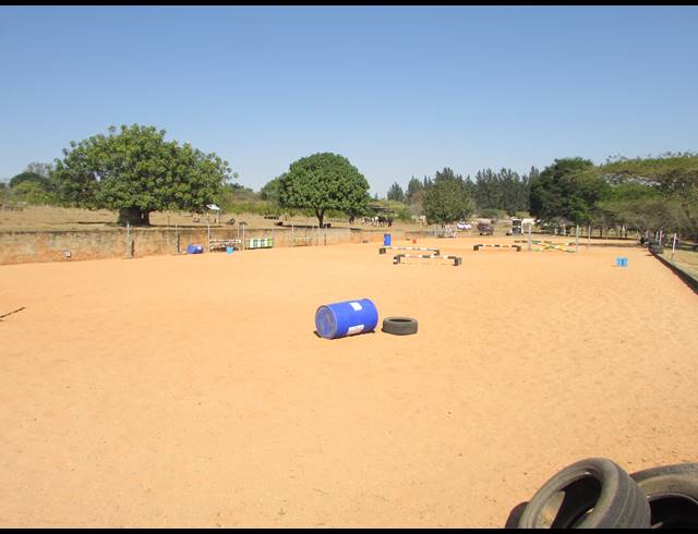 6HA SMALLHOLDING FOR SALE IN WHITE RIVER ESTATES